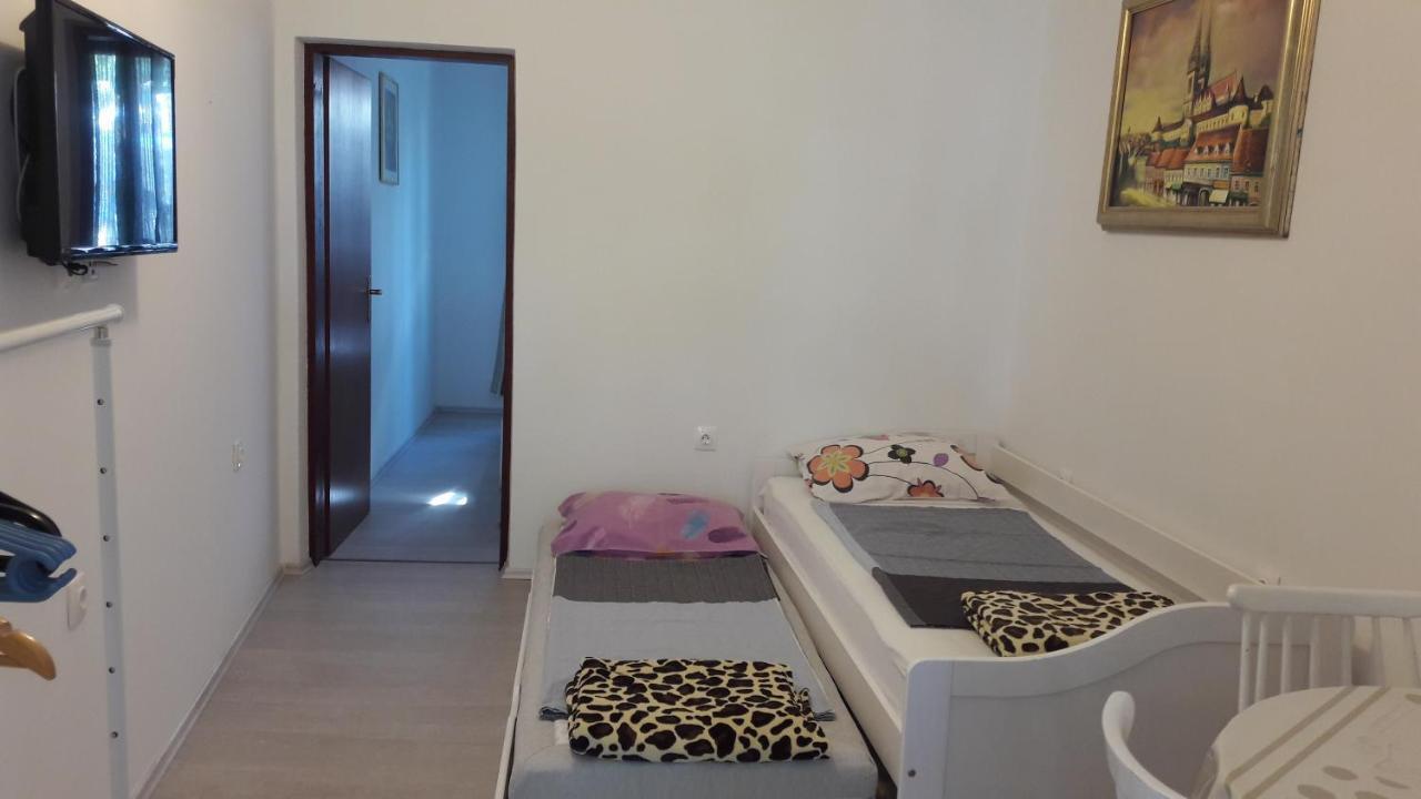 Apartmani Niessner Malinska Zewnętrze zdjęcie