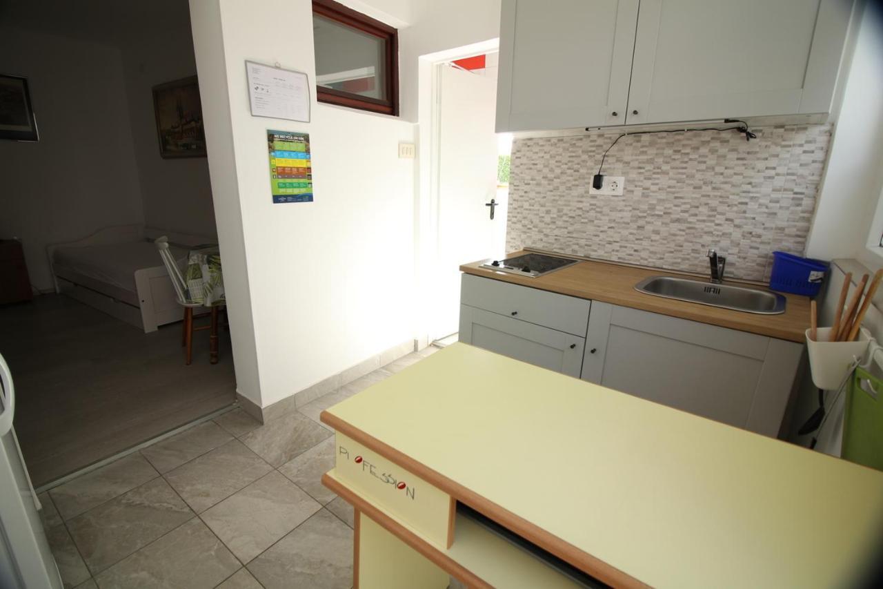 Apartmani Niessner Malinska Zewnętrze zdjęcie
